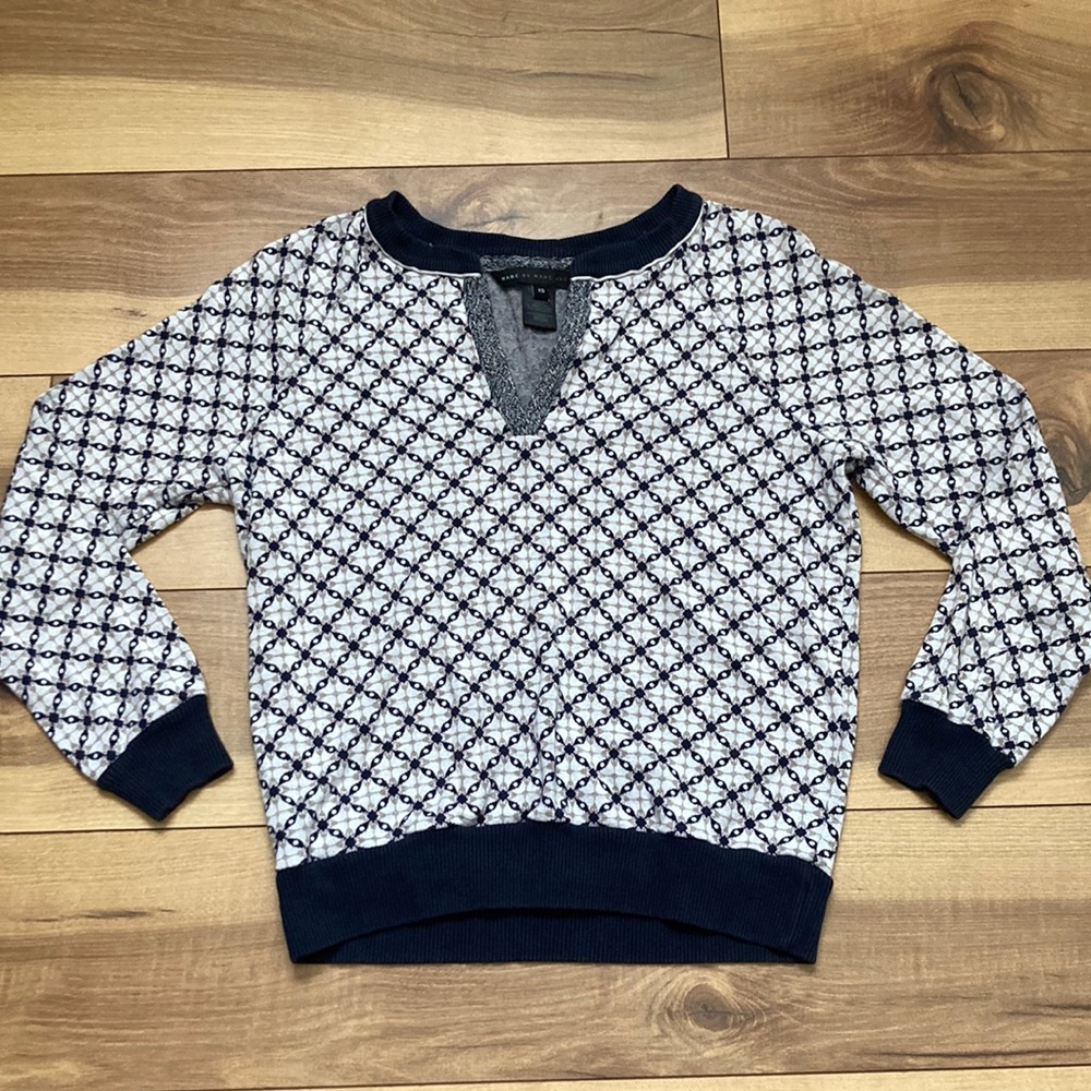 Marc Jacobs pullover sweatshirt. Size XS
